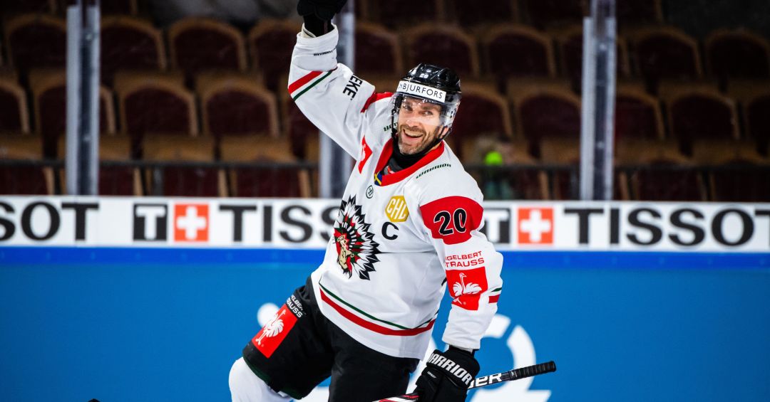 Left-handed shooters: Best goal voting