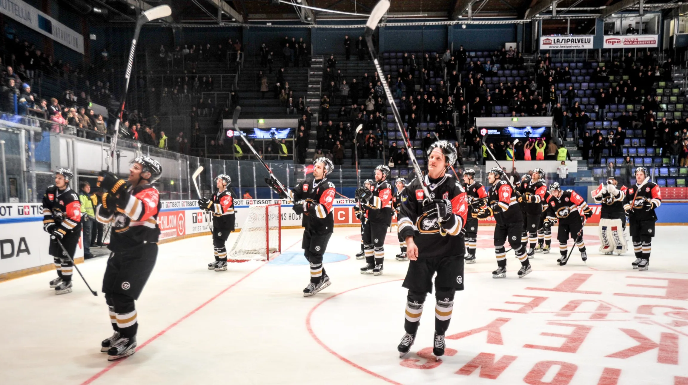 Fanion Hockey Sur Glace Kärpät Oulo – Wimpel Finlande – Occasion